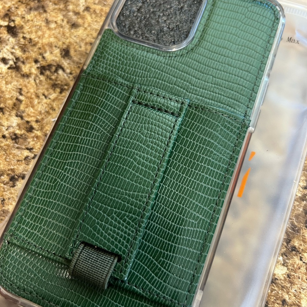 Walli iPhone Case 13 Pro Max